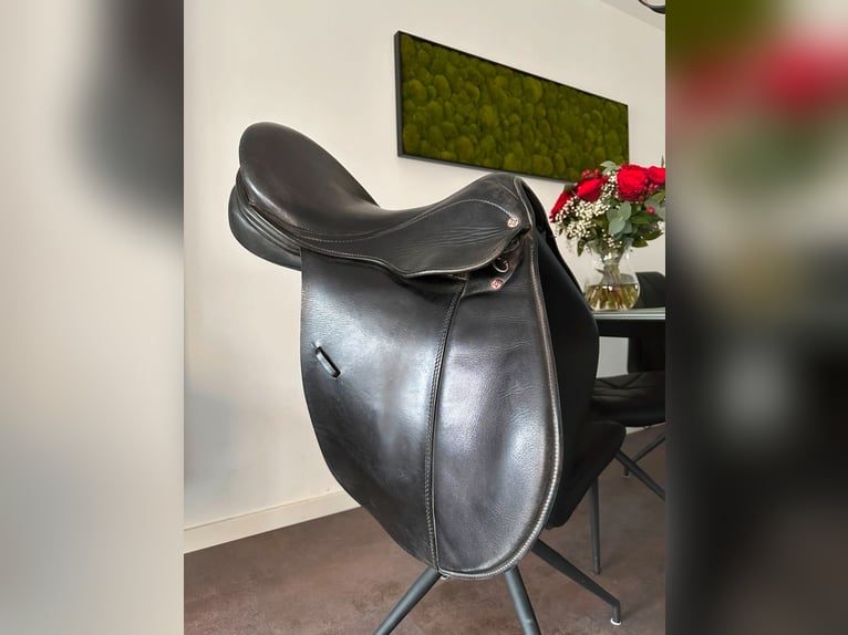 Top Sattel VS Vielseitigkeit mit Schwerpunkt Dressur von LEMETEX