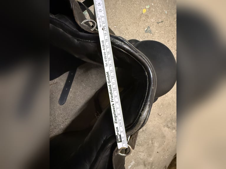 Verkaufe VS Sattel mit breiter Kammer und 18zoll
