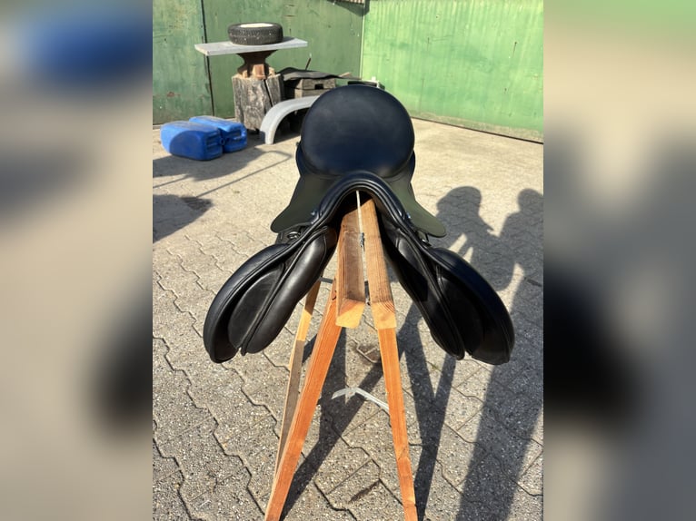 Vielseitigkaitssattel