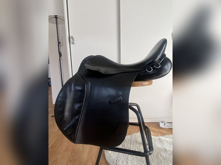 Vielseitigkeits Sattel