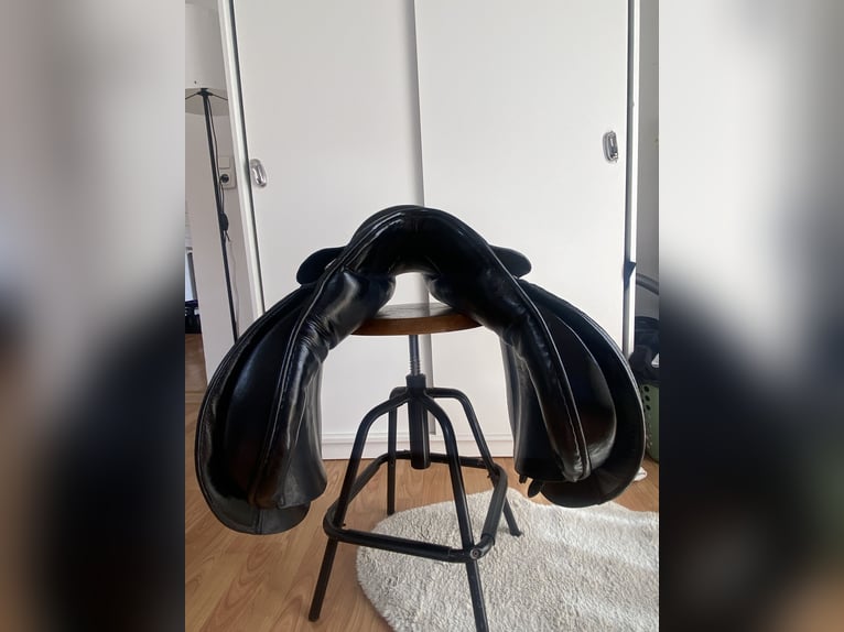 Vielseitigkeits Sattel
