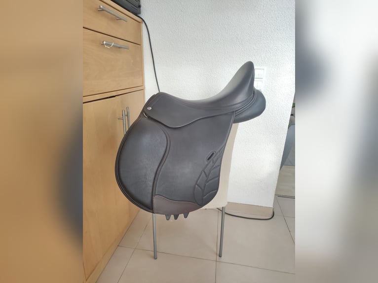 Vielseitigkeitsattel 