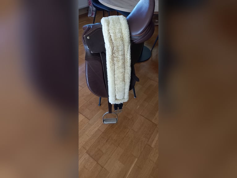 Vielseitigkeitssattel 16 Zoll