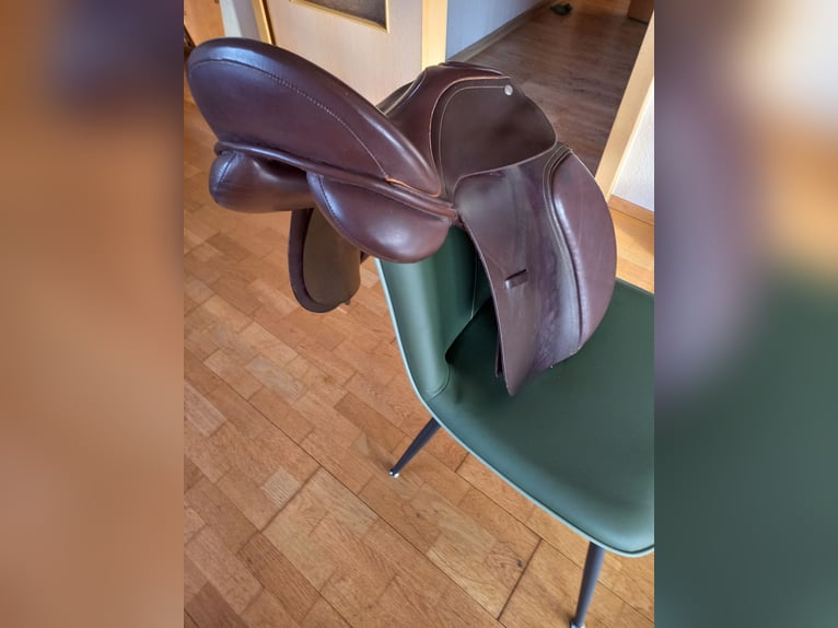 Vielseitigkeitssattel 16 Zoll