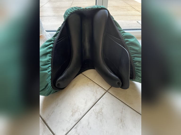 Vielseitigkeitssattel 17,5 Zoll 