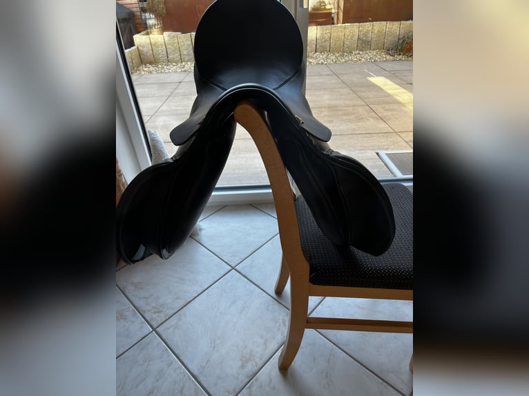 Vielseitigkeitssattel 17,5 Zoll 