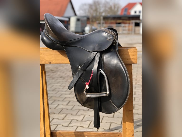 Vielseitigkeitssattel Kiefer Athen kleine Sitzfläche