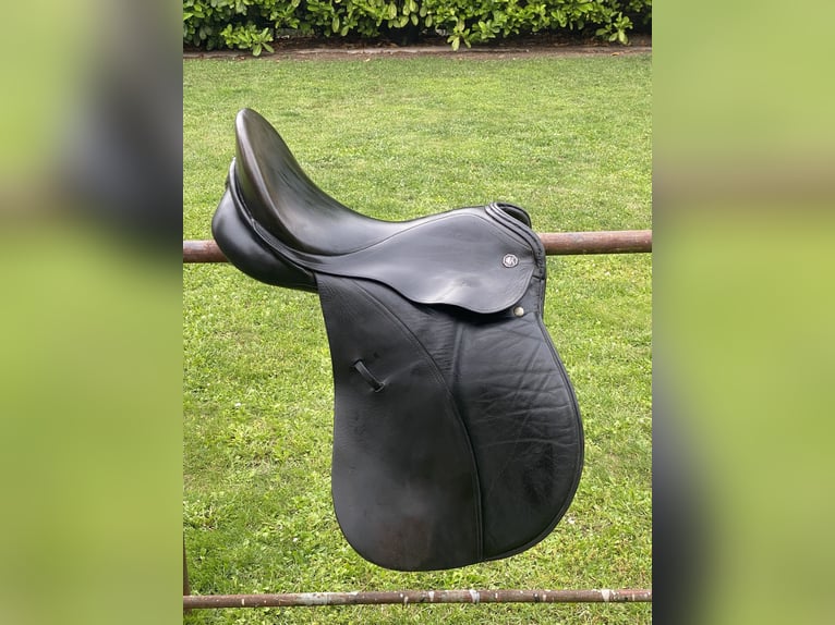 Vielseitigkeitssattel mit Schwerpunkt Dressur - Kieffer