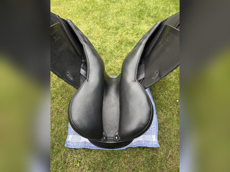 Vielseitigkeitssattel - „Sattelprofi Eichhorn“ 17,5 Zoll