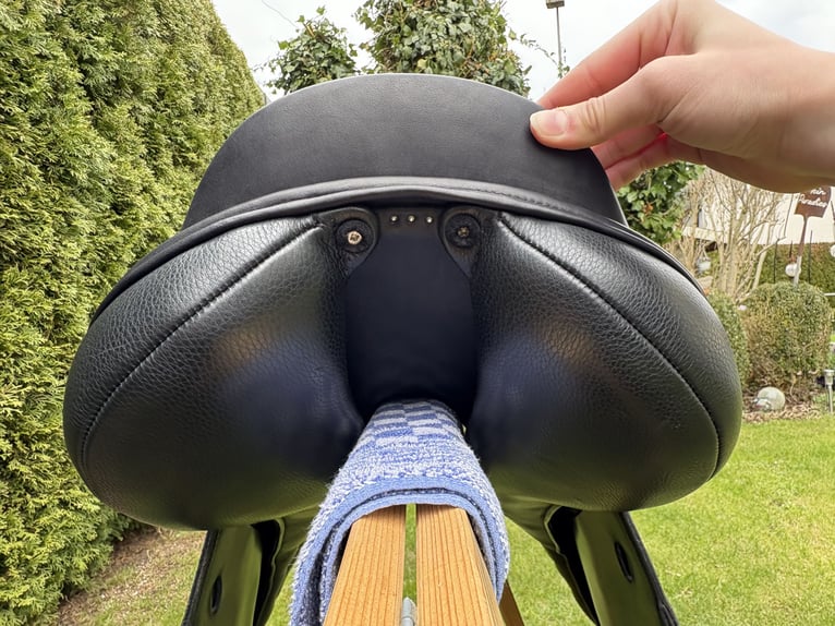 Vielseitigkeitssattel - „Sattelprofi Eichhorn“ 17,5 Zoll