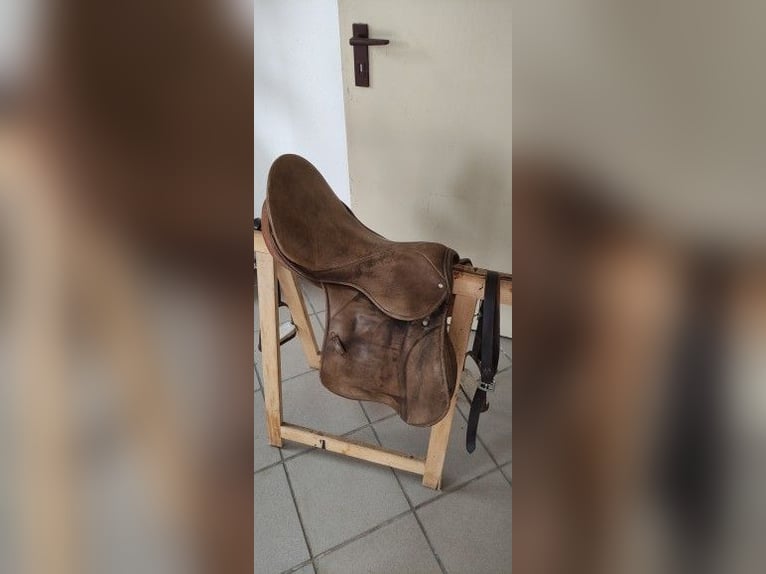Vielseitigkeitssattel Stüben