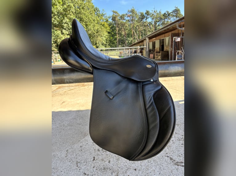 Vielseitigkeitssattel von Horse & Passion