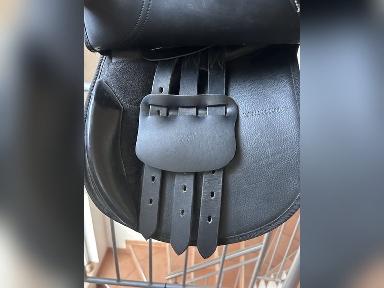 Vielseitigkeitssattel von Waldhausen „17'5,,