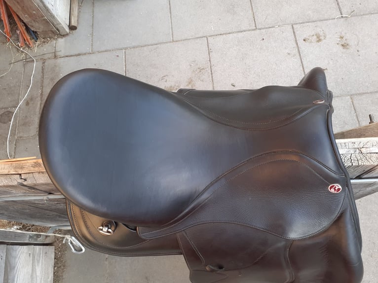 Vielseitigkeitssttel von Kieffer, Modell Bern, Grösse 18 Zoll