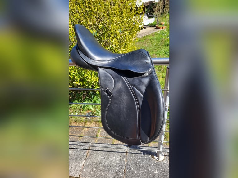 Wenig genutzter Horse and Passion Sattel