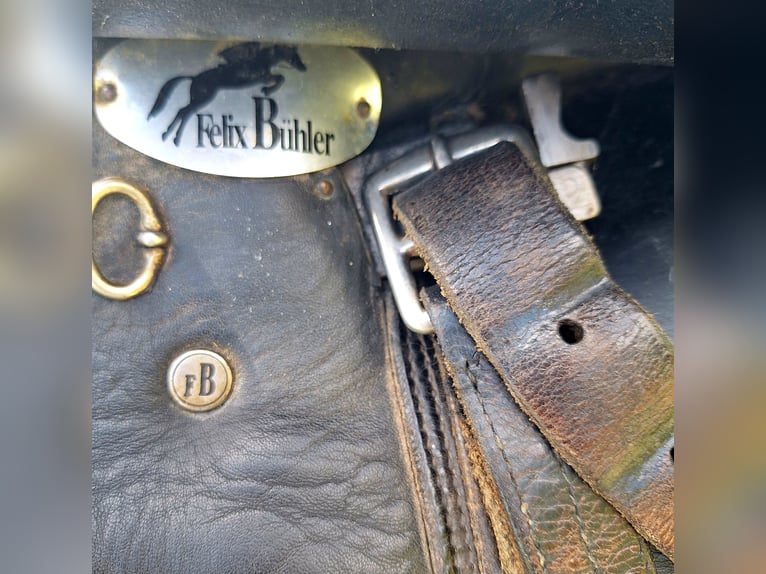 Wunderschöner VSS Sattel von Felix Bühler