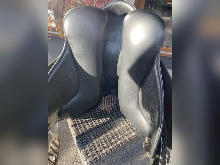 Hochwertiger Sommer Distanz- und Wanderreitsattel