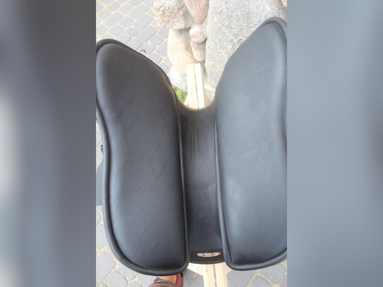 KIEFFER TRAIL Trekking / endurance  Saddle New !!!