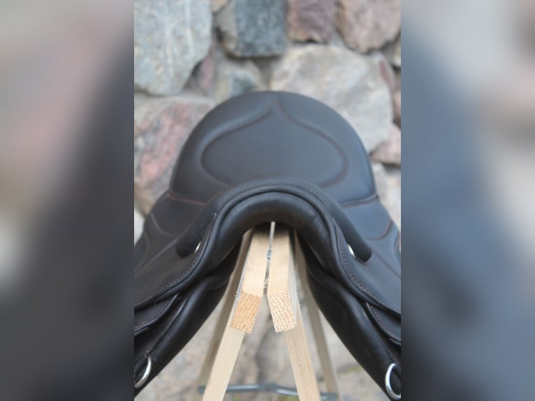 KIEFFER TRAIL Trekking / endurance Saddle New !!! 