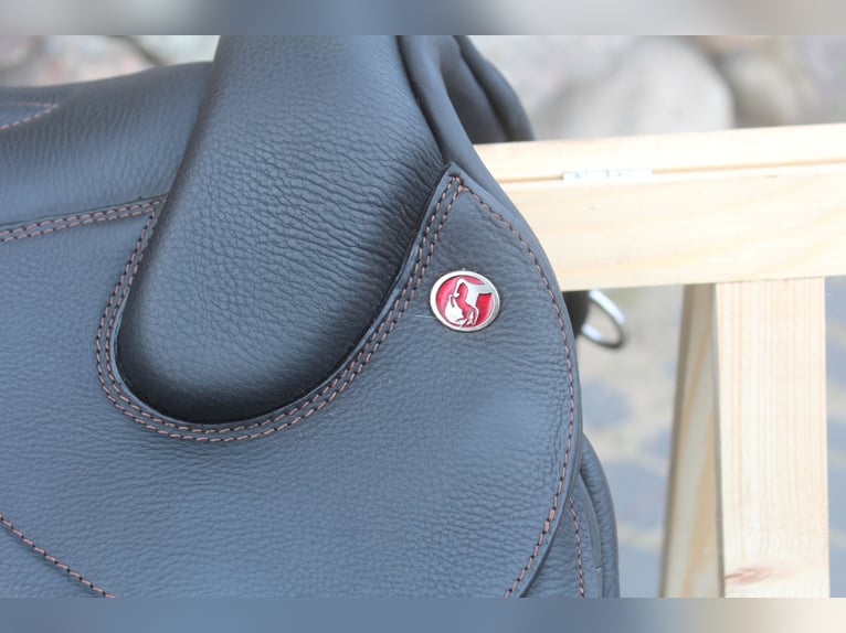 KIEFFER TRAIL Trekking / endurance Saddle New !!! 