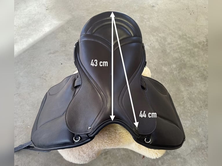 Luxus Freizeitsattel für sehr breite Pferde — 42 cm — 17,5",  KW 36, Probeversand