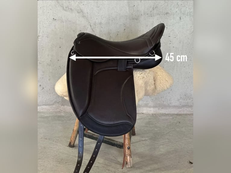 Luxus Freizeitsattel für sehr breite Pferde — 42 cm — 17,5",  KW 36, Probeversand