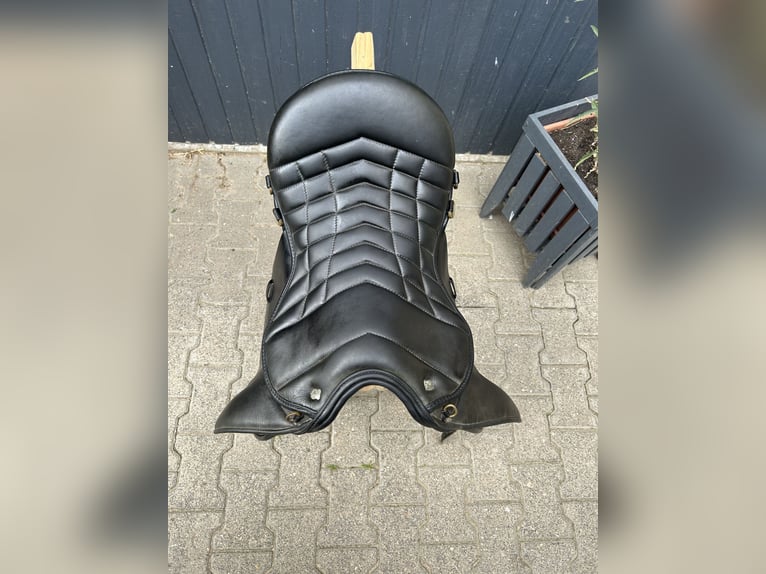 Massimo Wanderreitsattel 18,5“