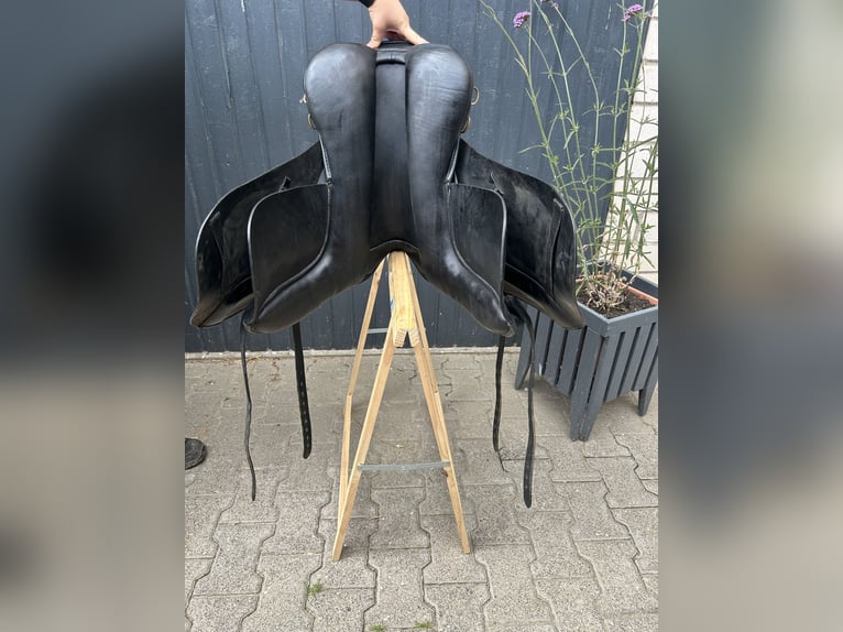 Massimo Wanderreitsattel 18,5“