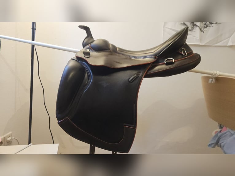 Prestige Sattel, Prestige Atena, Wanderreitsattel, Sattel mit Horn