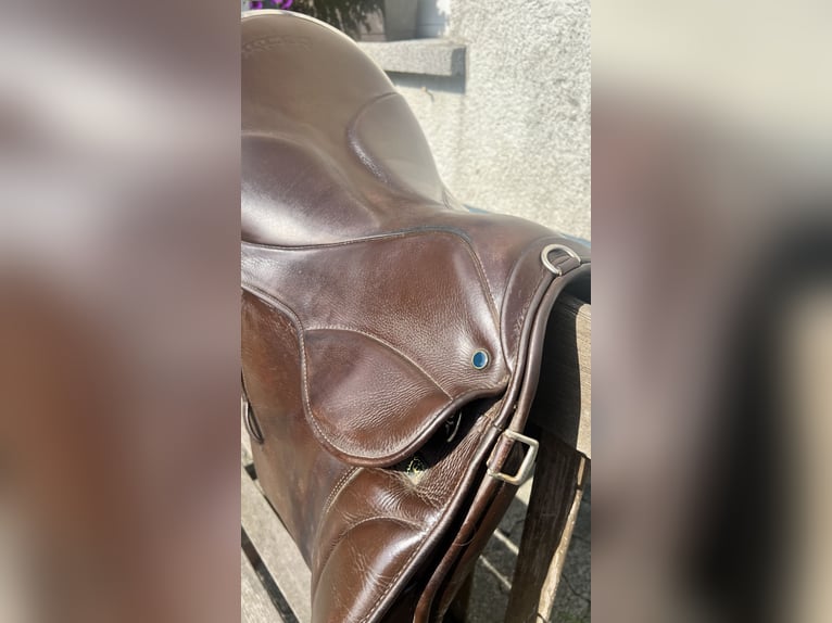 Stübben Scout | Soft Seat | Wanderreitsattel | 18" KW32 | braun