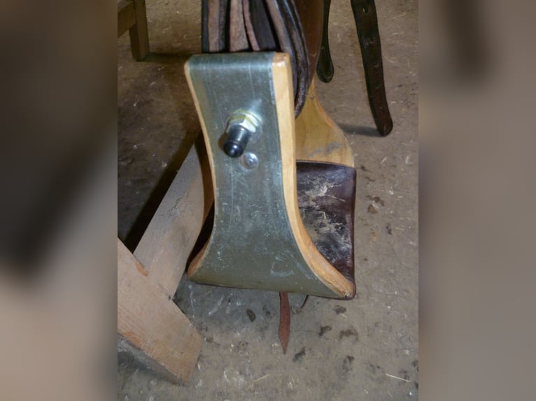 Wander und distanzsattel von Westwood Saddlery