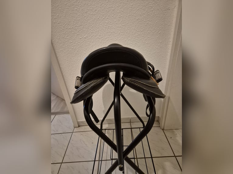 Wanderreit/Vielseitigkeitssattel zu verkaufen 