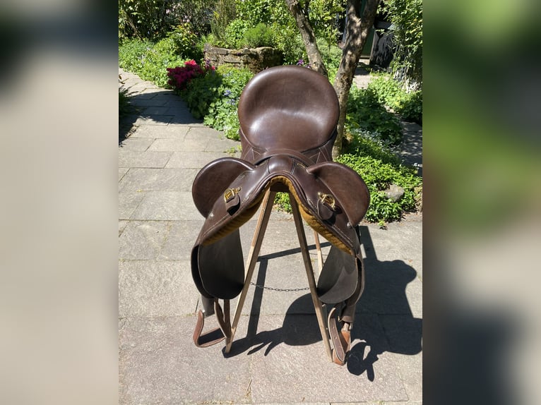 Australischjer Stocksattel aus Leder