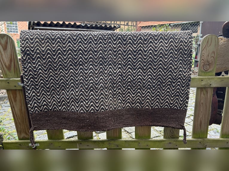 Big Horn Sattel Roundskirt für breite Pferde auch als Set