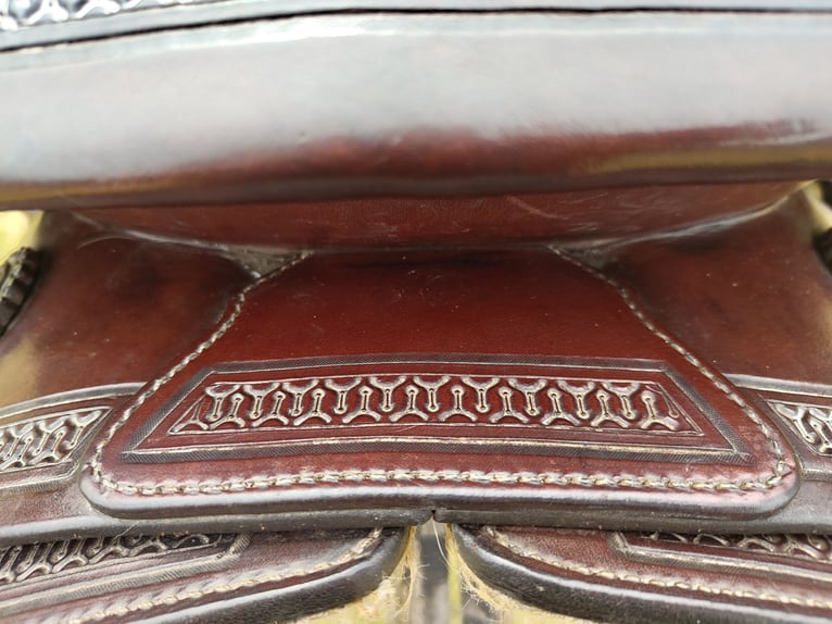 Diamond C , Roundskirt, Westernsattel 