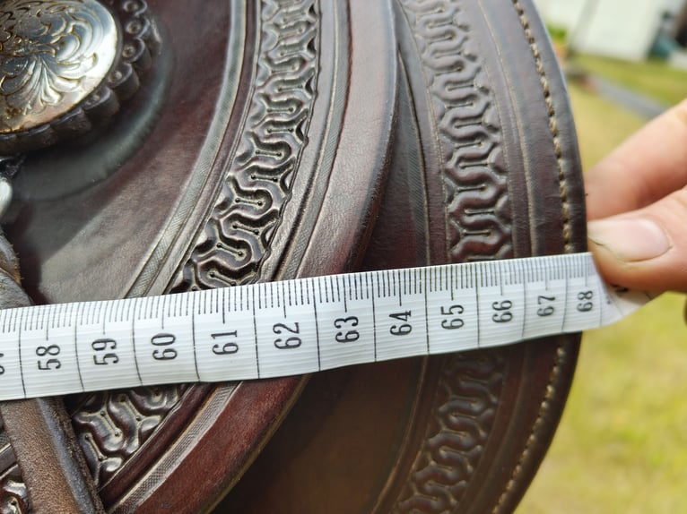 Diamond C , Roundskirt, Westernsattel 