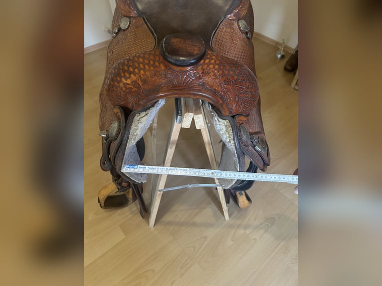 Ein Sattel aus Amerika von Todd Bergen
