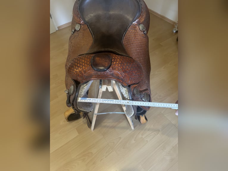 Ein Sattel aus Amerika von Todd Bergen
