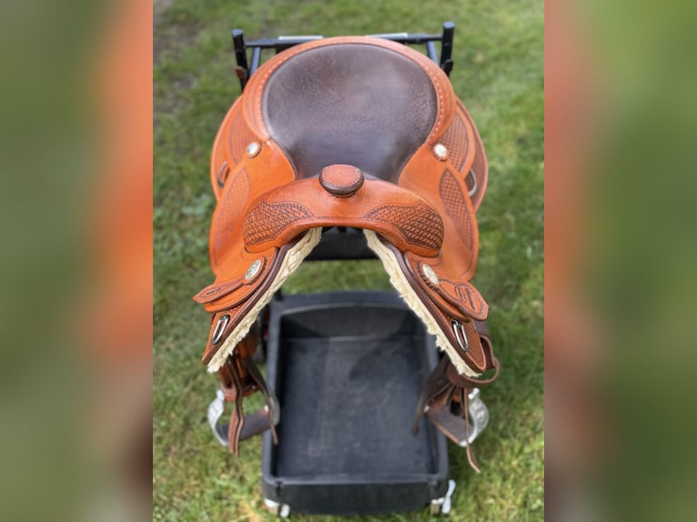 Equiflex Westernsattel 16 Zoll | 74er Baum | inkl. Alu-Steigbügel