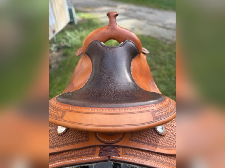 Equiflex Westernsattel 16 Zoll | 74er Baum | inkl. Alu-Steigbügel