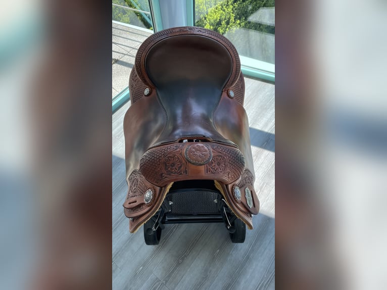 Exklusiver Westernsattel von Gomeier Equine Designs – Top-Zustand