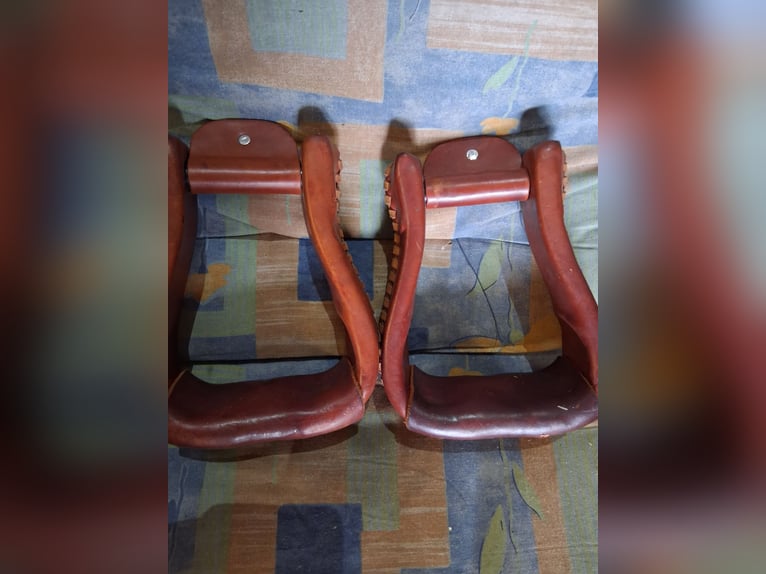 Freemax Westernsattel Round cow cognac