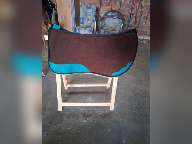 Freemax Westernsattel Round cow cognac