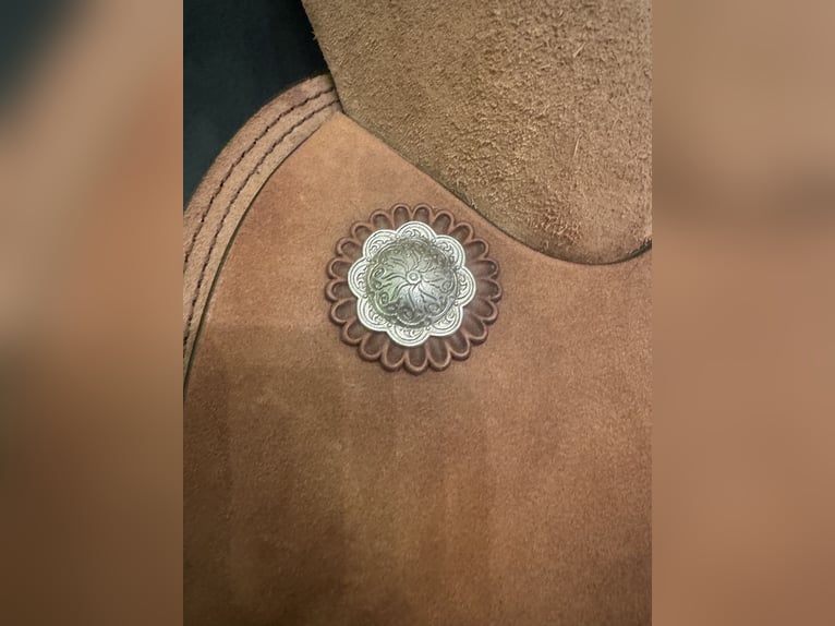 Neuwertiger CR -Westernsattel