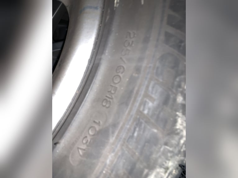 Neuwertiger Westernsattel für kurze, breite Pferde z.B. Cob