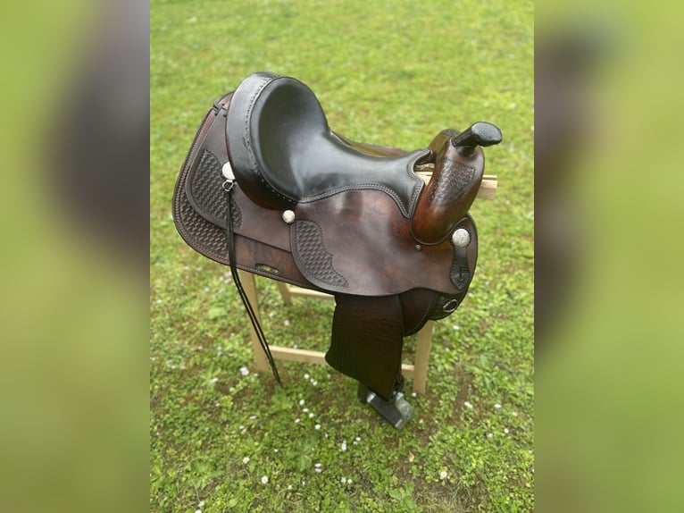 Sehr gepflegter Triple W (WWW) Westernsattel 16“