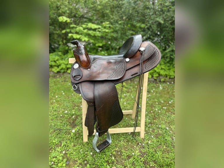 Sehr gepflegter Triple W (WWW) Westernsattel 16“