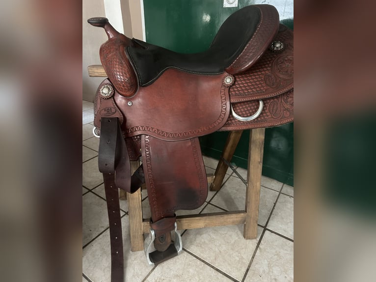 Showsattel 4Horses (wie neu)
