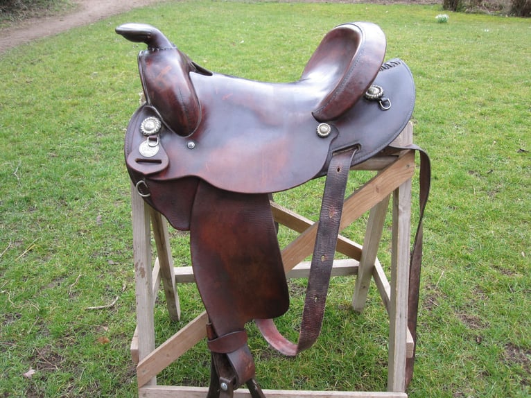 toller Westernsattel Circle Y