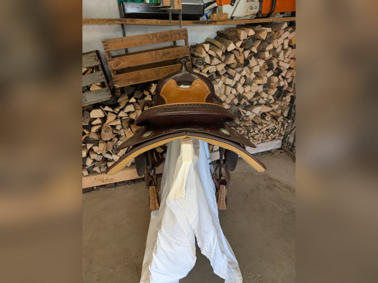 Triple W Platinum Westernsattel 16" Two-Tone | Reining / Allround | (WWW Saddlery)
